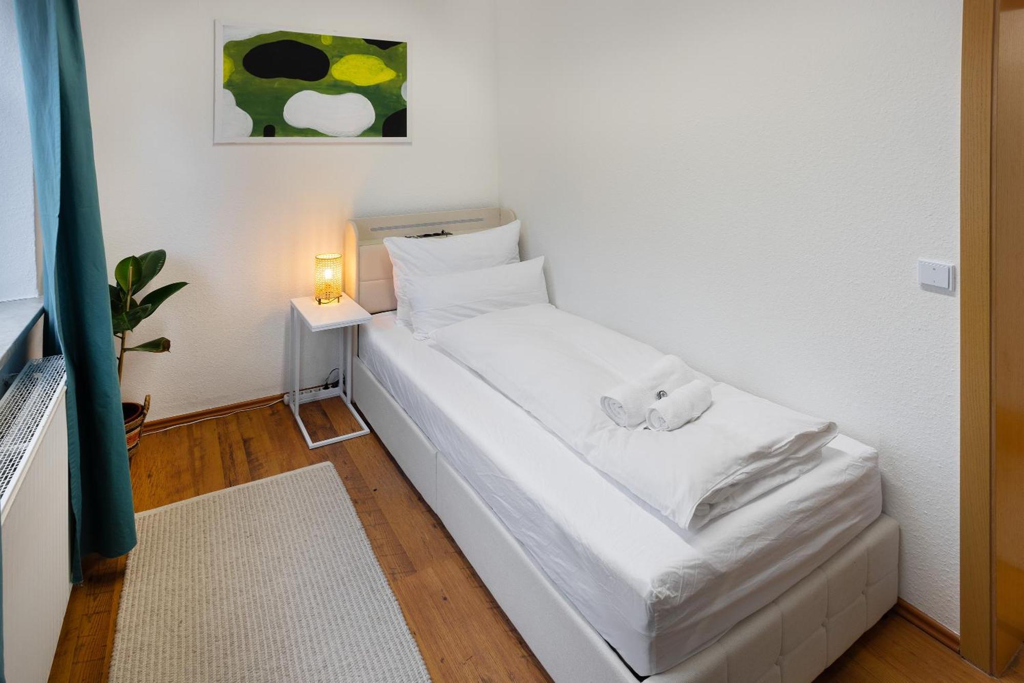 Ruhrapartments #Naehe A40 #Zentral #Fastwifi #Perfekt Fuer Familien Und Geschaeftsreisen Bochum Dış mekan fotoğraf